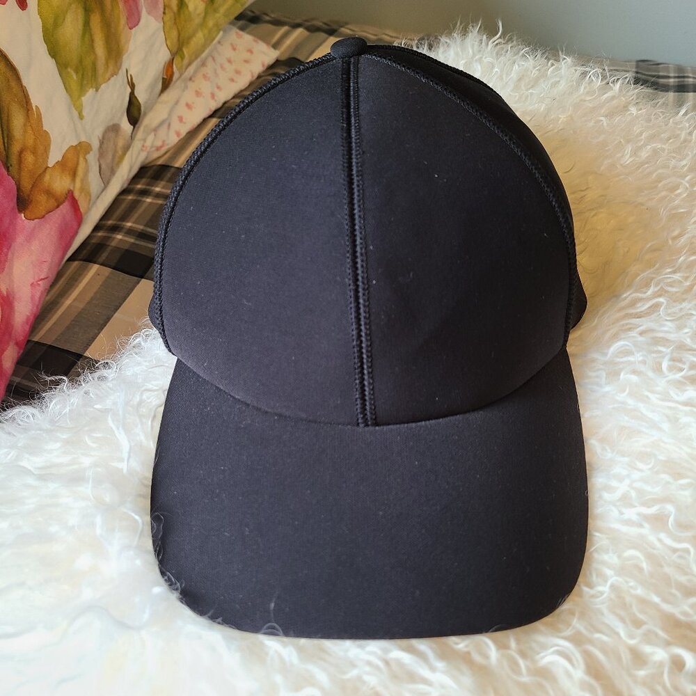 Lululemon baseball cap